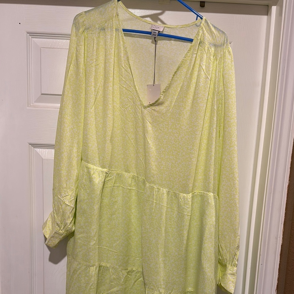 Lime Green V-Neck Long Sleeve Dress
